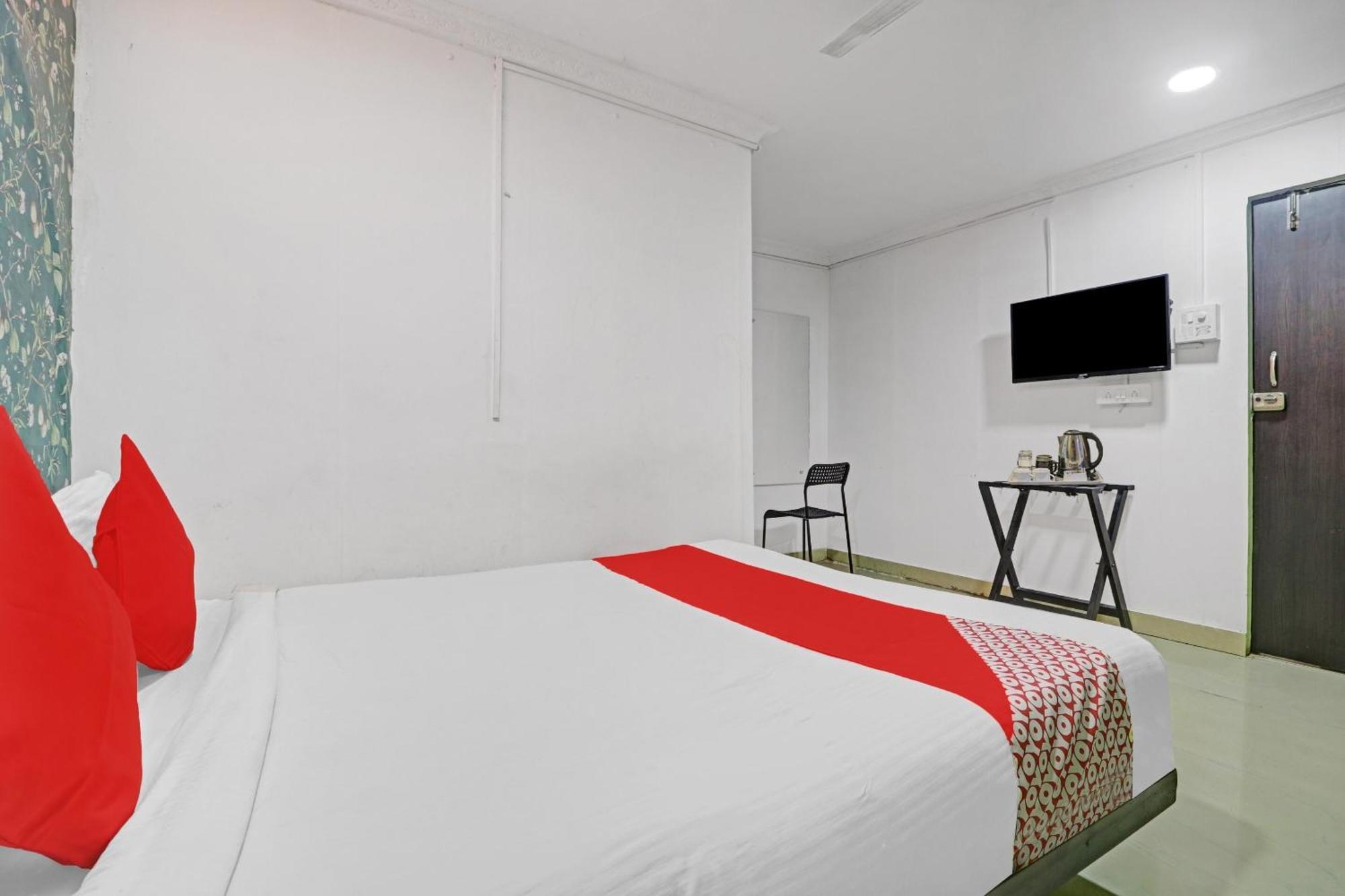 Hotel O New Lakeview Palace Haydarabad Dış mekan fotoğraf